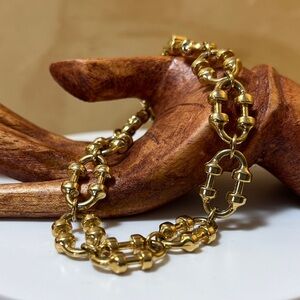 Vintage Avon Versatile Links Gold Tone Bracelet